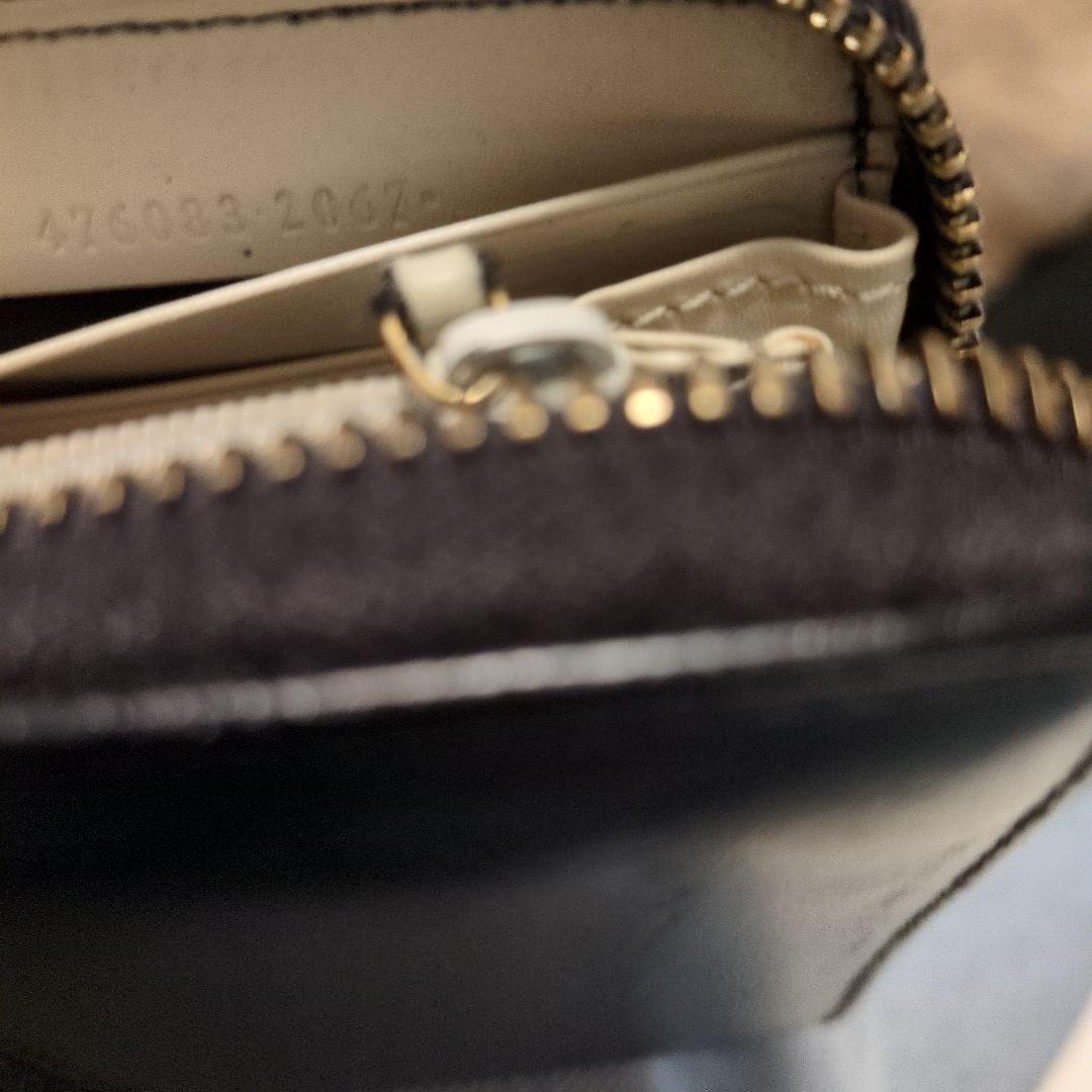 グッチ　GUCCI 長財布　シルヴィ　シェリーライン　ラウンドジップ　ブラック