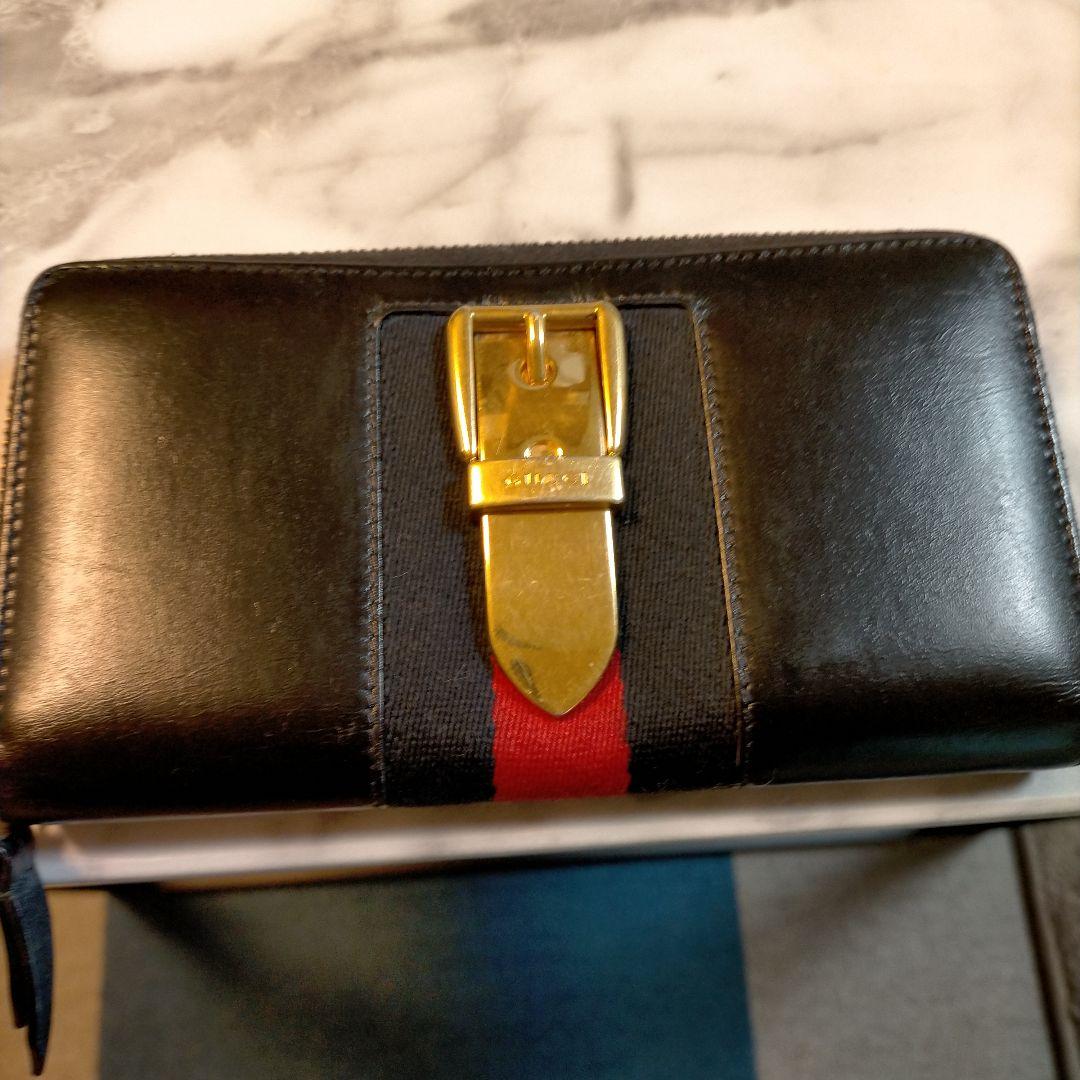 グッチ　GUCCI 長財布　シルヴィ　シェリーライン　ラウンドジップ　ブラック