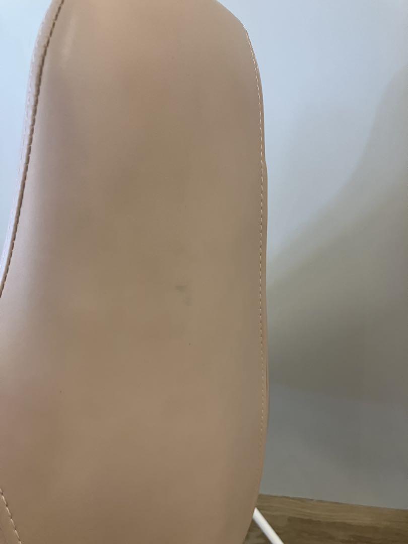 うすピンクチェア　展示品
