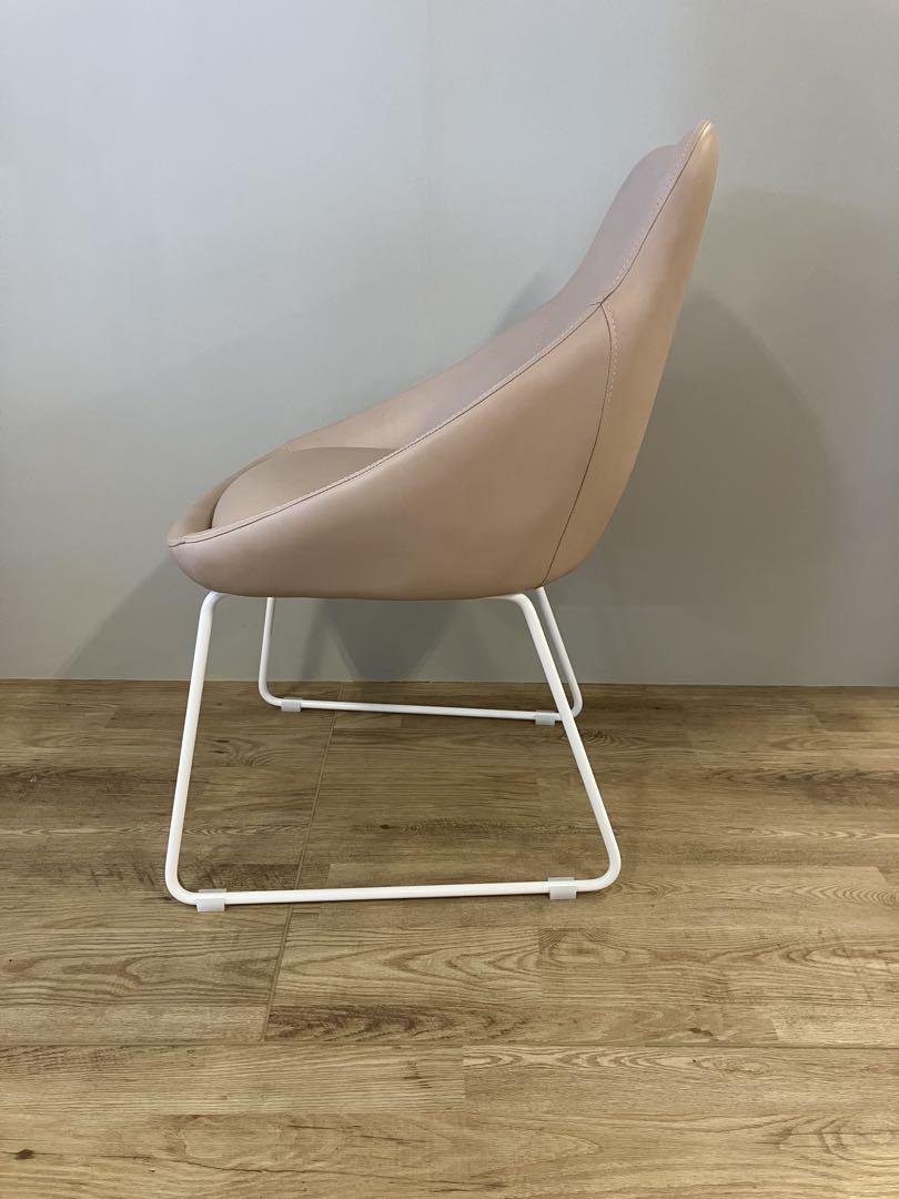 うすピンクチェア　展示品