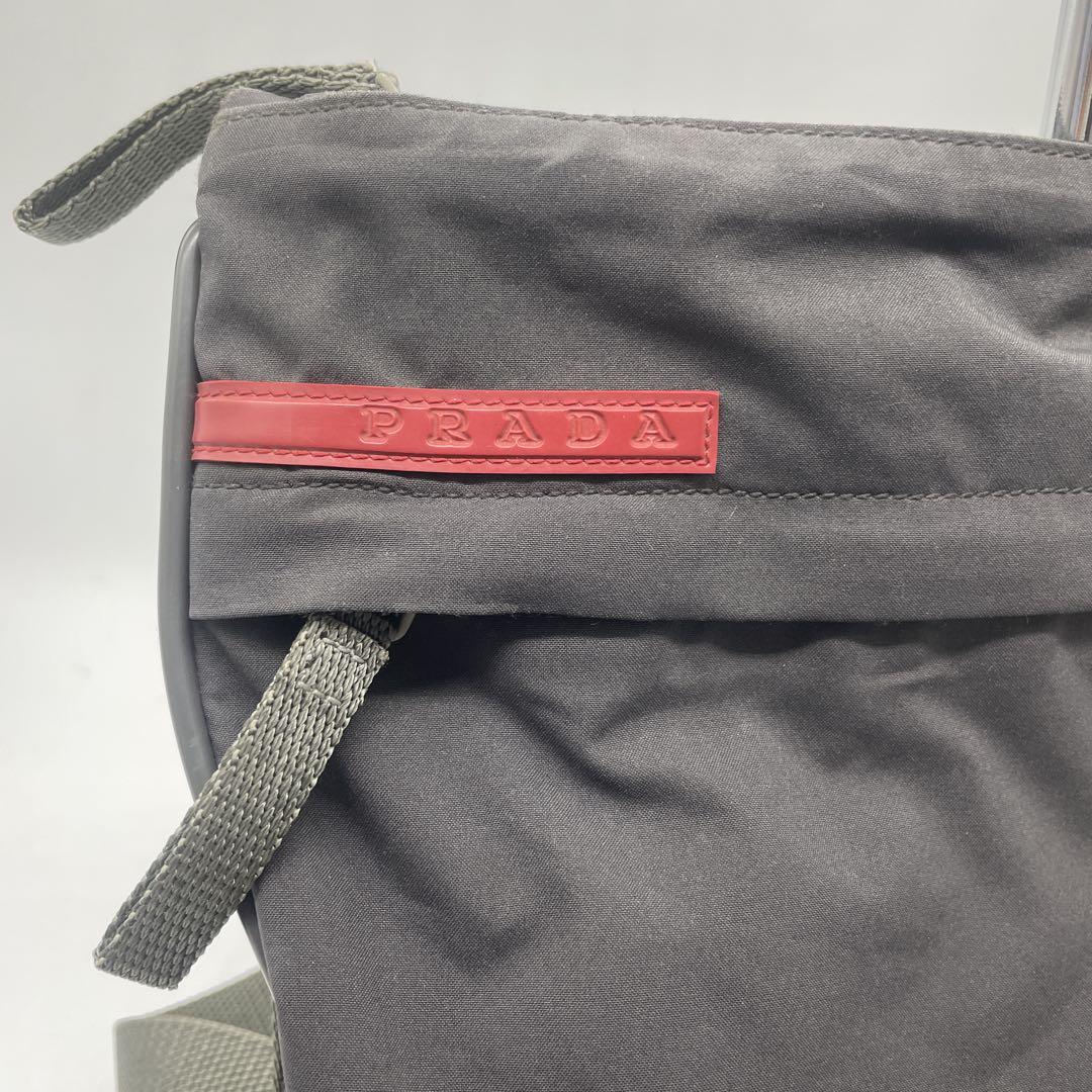 @PRADA メッセンジャーバッグ グレー