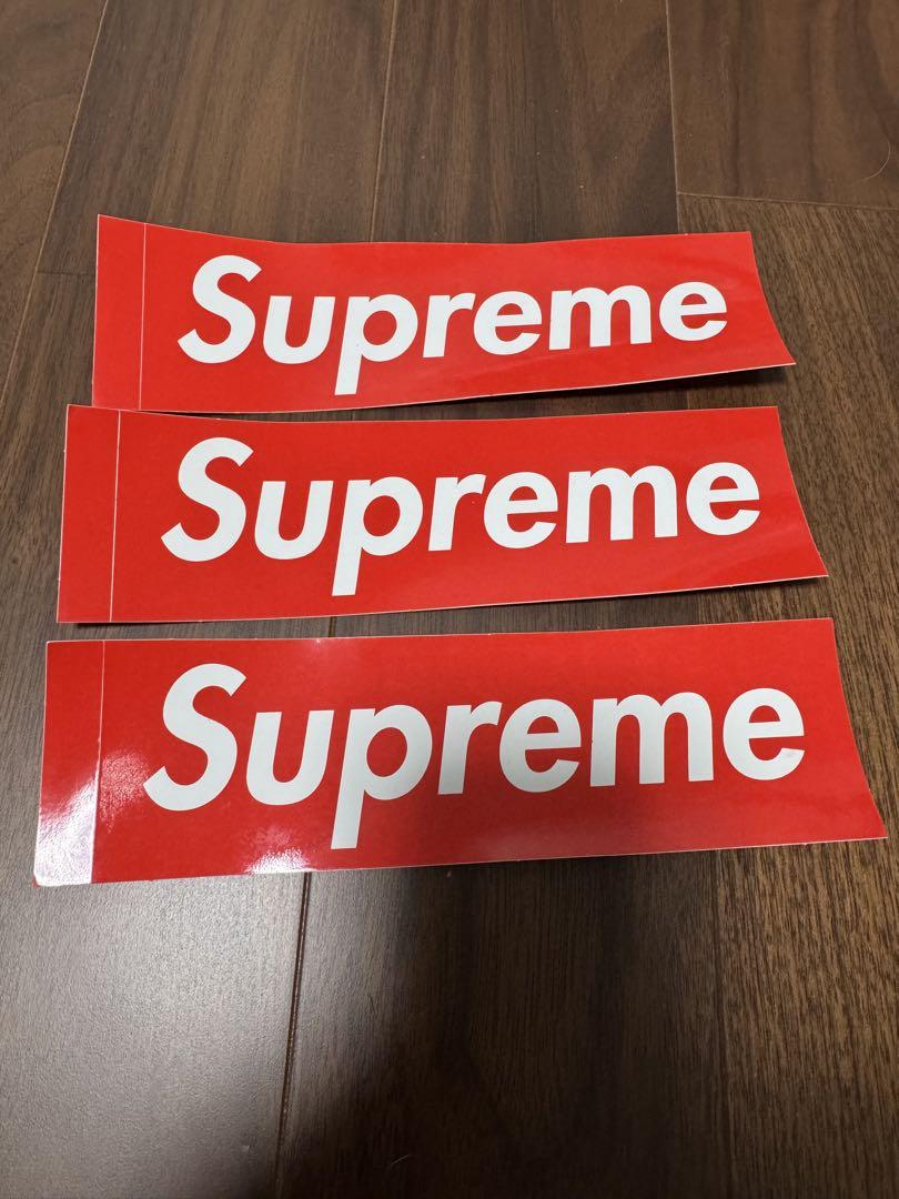 Supreme キャップ パイル地 ステッカー付きΩ