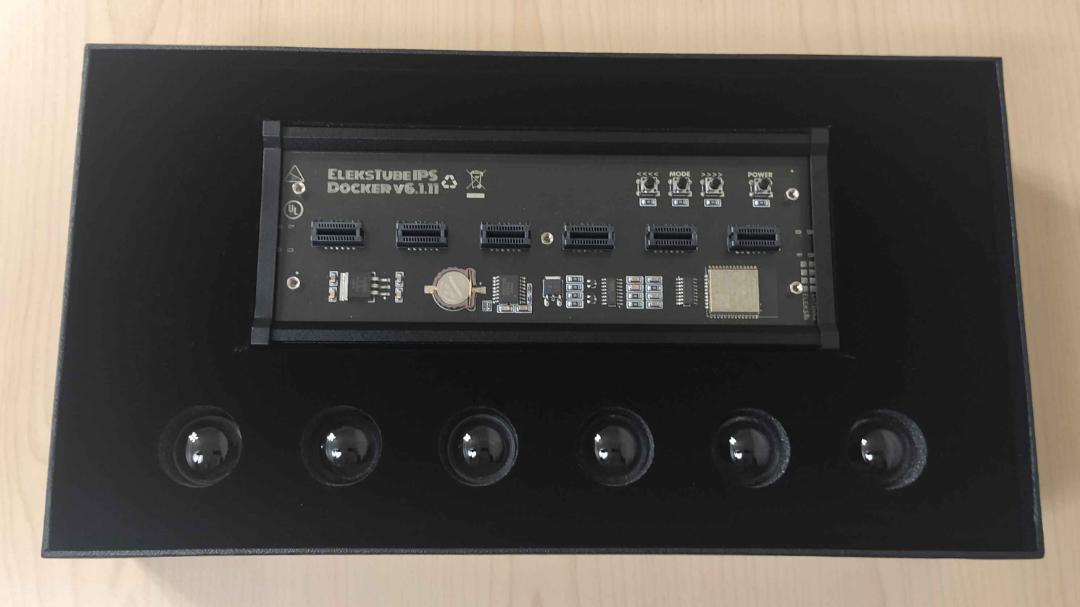 ニキシー管風液晶デジタルクロック EleksTube IPS