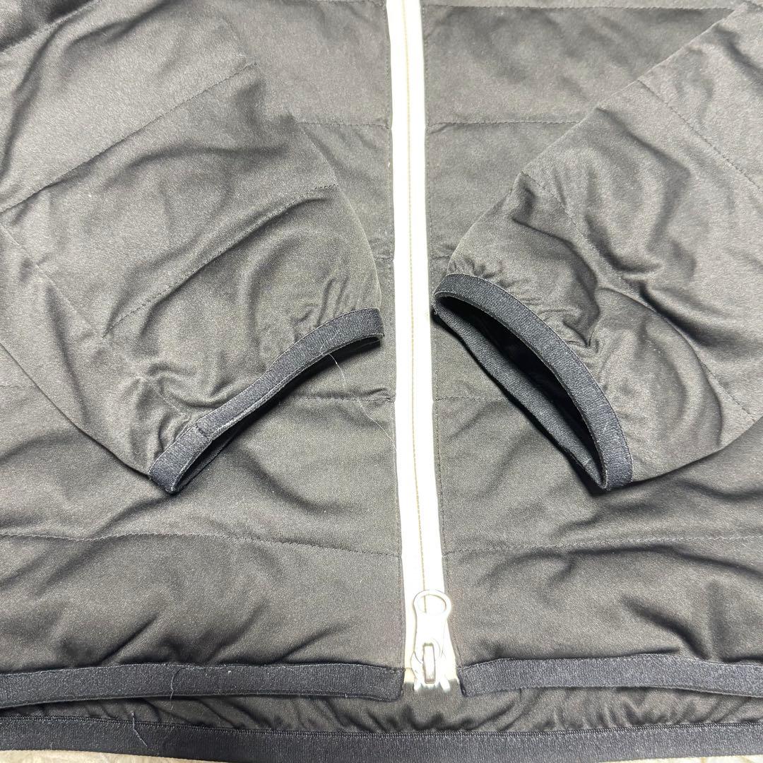 【タイトリスト】美品 中綿ジャケット ベンツ ブラック Mサイズ メンズ 【タイトリスト】美品 中綿ジャケット ベンツ ブラック Mサイズ メンズ