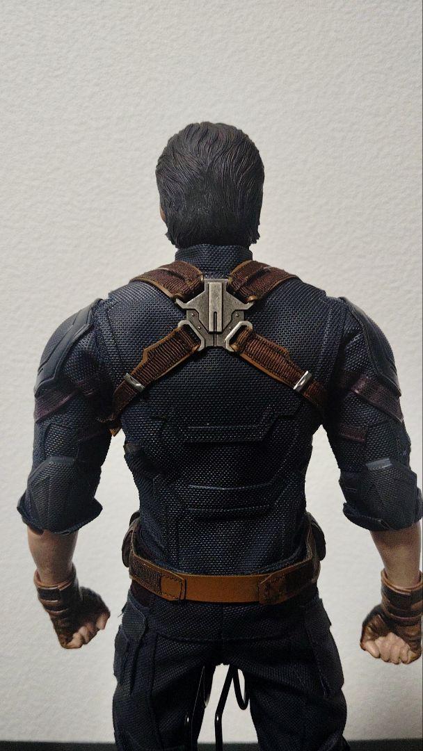 ホットトイズ　アベンジャーズインフィニティウオー　キャプテンアメリカ