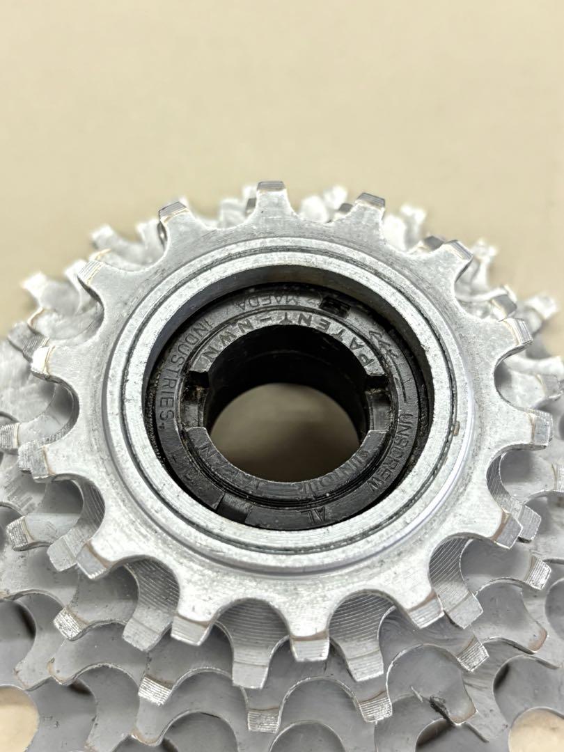 160 【中古・美品】 SUNTOUR　サンツアー 6S　鉄製ボスフリー