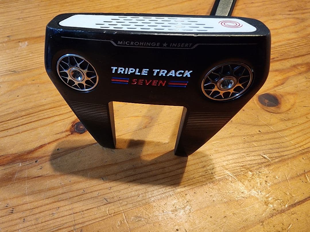 【値下げ可能】オデッセイ パター ヘッドカバー付き 【値下げ可能】オデッセイ パター ヘッドカバー付き