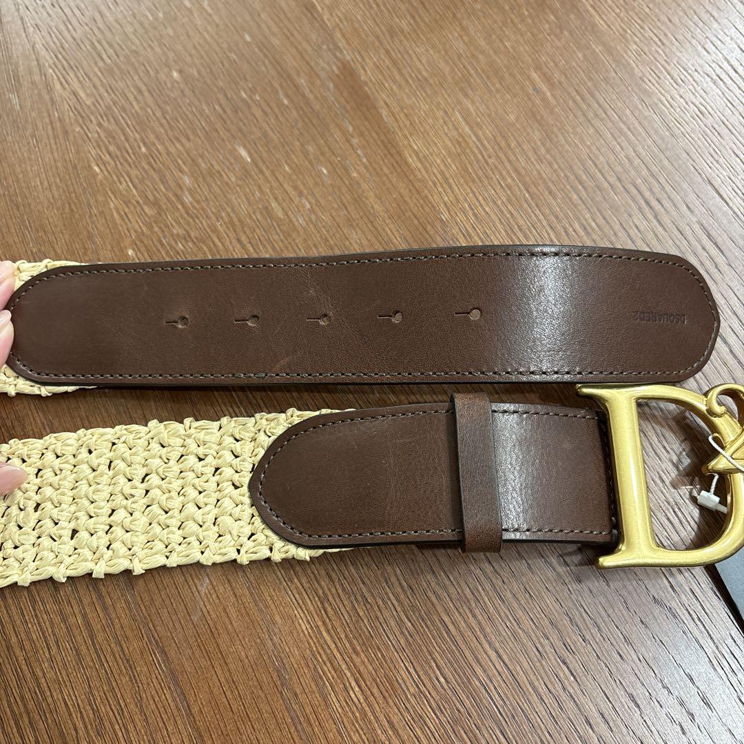 DSQUARED2 レディース　ロゴ　茶色　ゴールド　ベルト