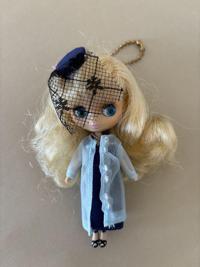 Takara Tomy - ブライス★プチブライス★Blythe★ペイズリースター★ペイズリーの服を着た娘 61QW3wjskOL._UF350,350_QL50_.jpg