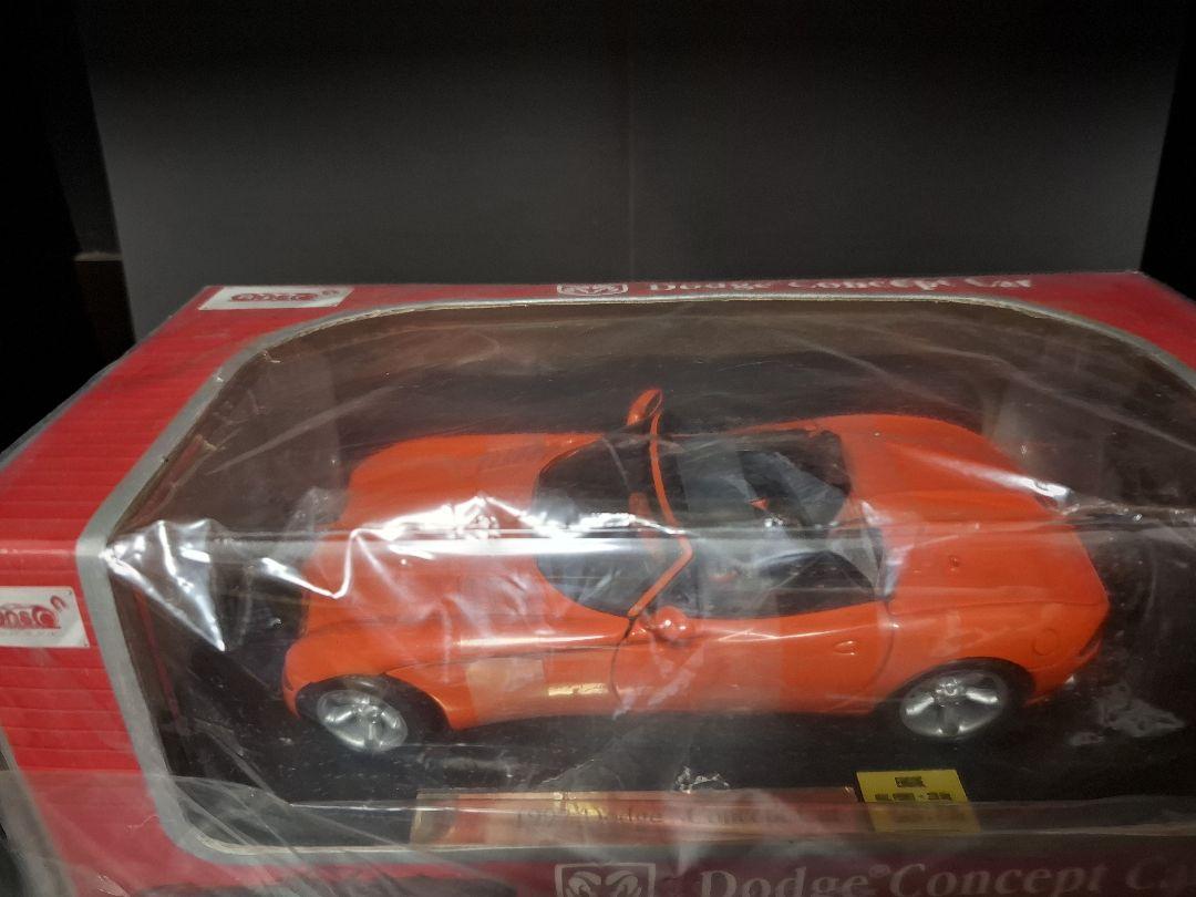1/18 未開封品 Dodge Concept Car オレンジ