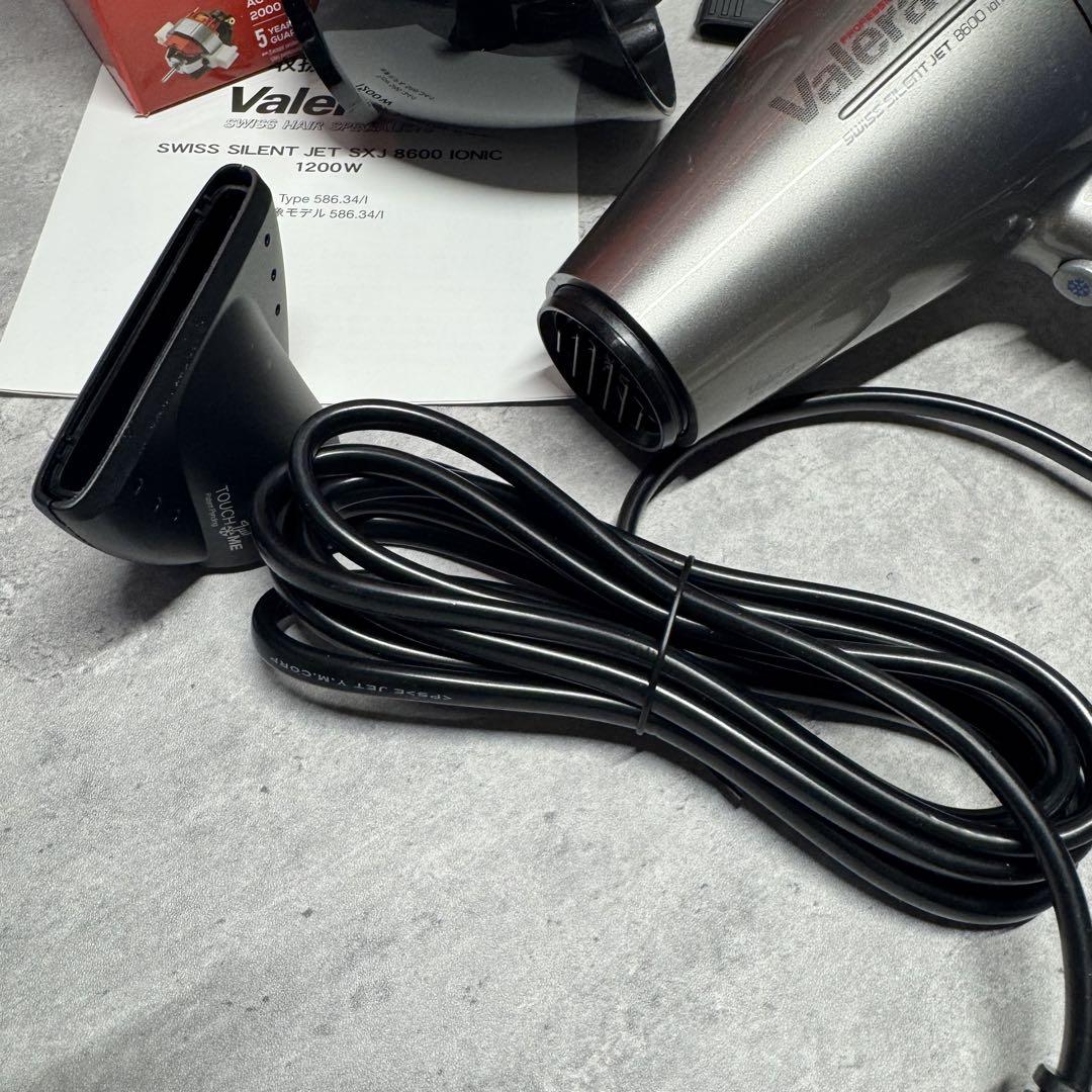 スイス製・輸入品 Valera（ヴァレラ）8600 大風量ヘアドライヤー スイス製・輸入品 Valera（ヴァレラ）8600 大風量ヘアドライヤー