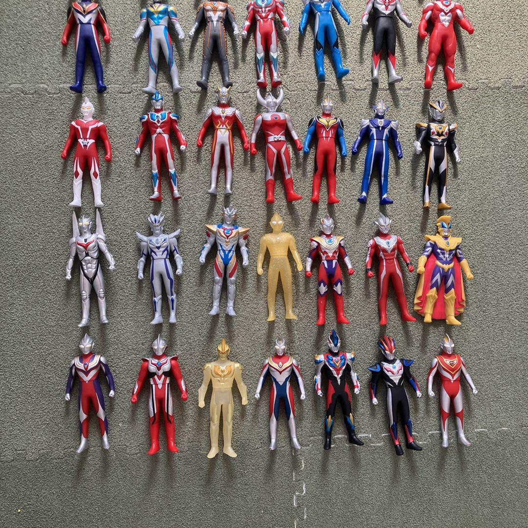 ウルトラマンソフビ　42体セットおもちゃ　子供