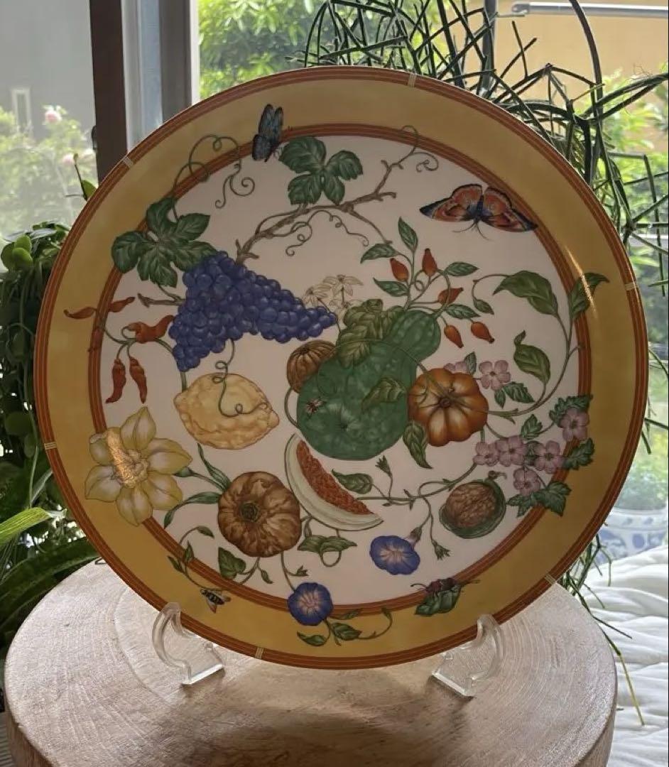 フルーツと花の装飾陶磁器皿