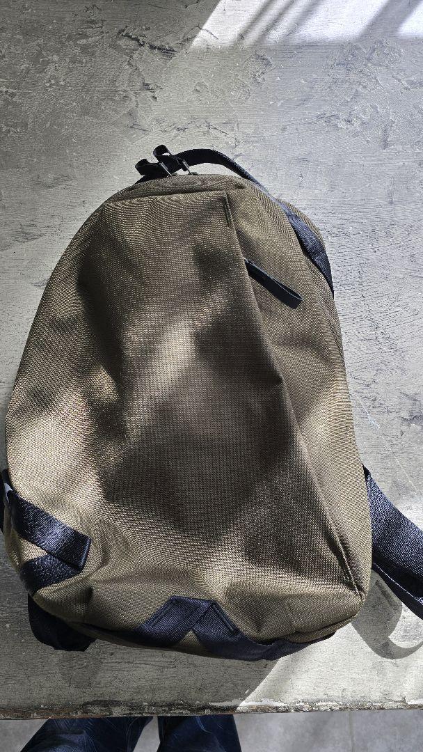 ABLE CARRY デイリーバックパック 美品 画像2