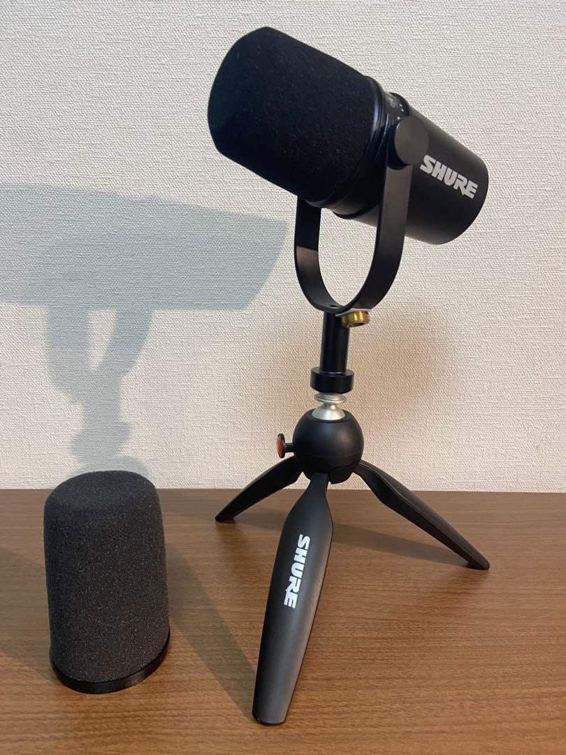shure mv7(箱・マイクスタンド付き) shure mv7(箱・マイクスタンド付き)