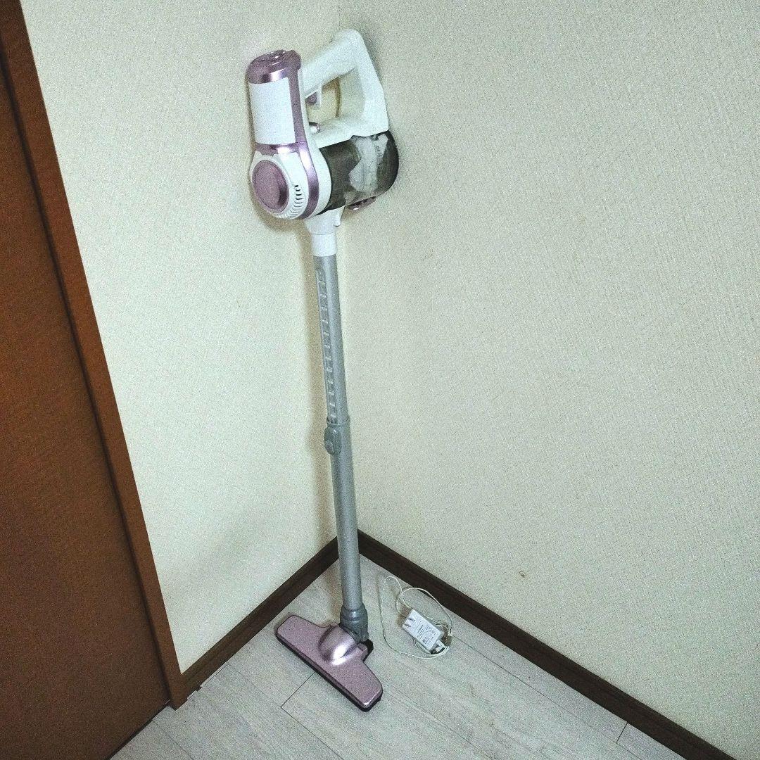 持ち帰り限定 ハンディスティッククリーナー 本体 充電器付き 6,708円