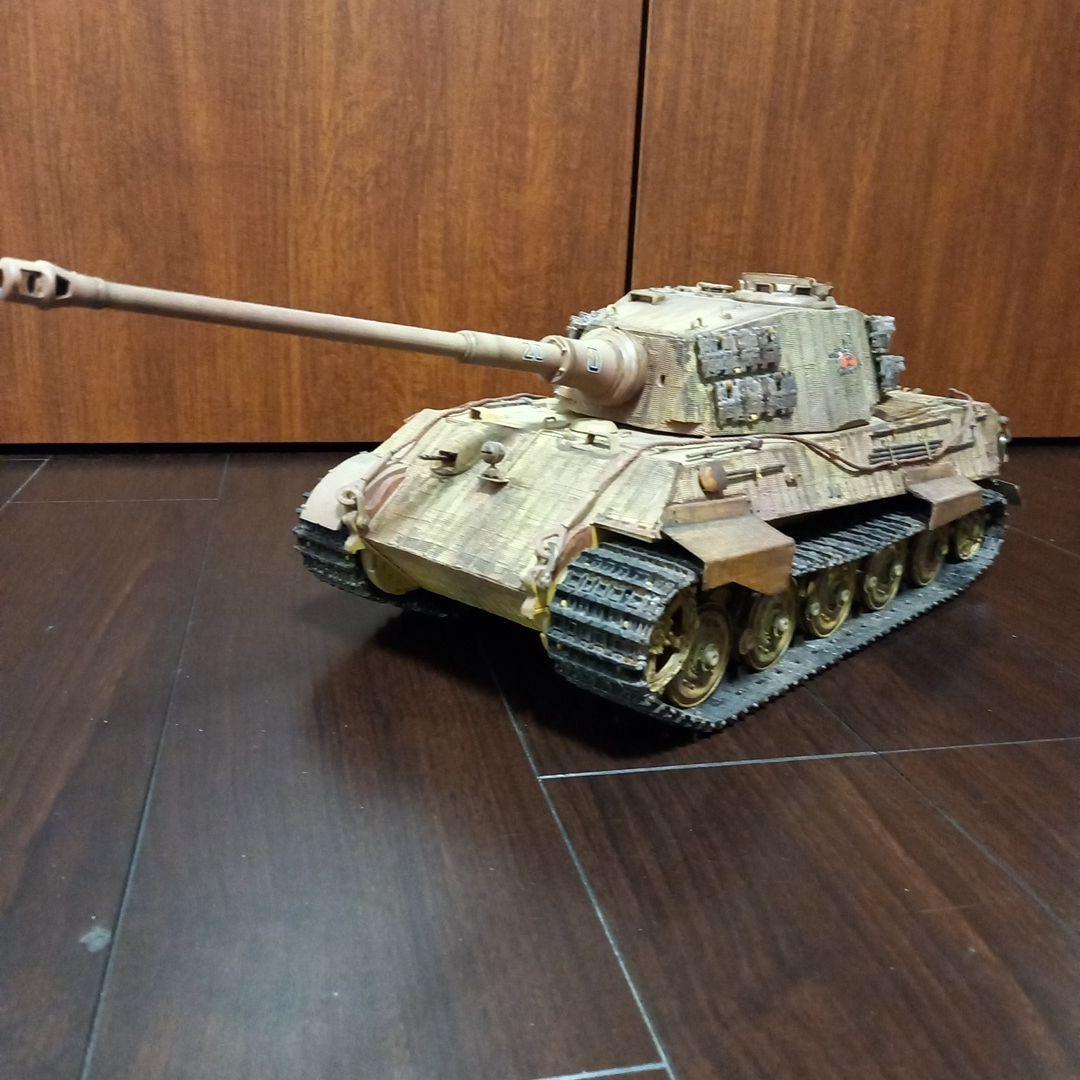 戦車　模型　キングタイガー　1/16