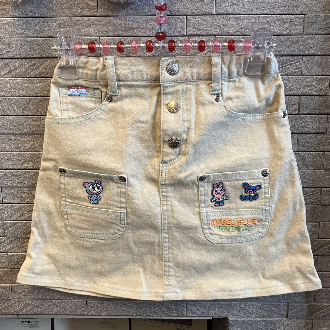 美品】ANGEL BLUE 刺繍 ワッペン スカート 120ナカムラくん 美品】ANGEL BLUE 刺繍 ワッペン スカート 120ナカムラくん