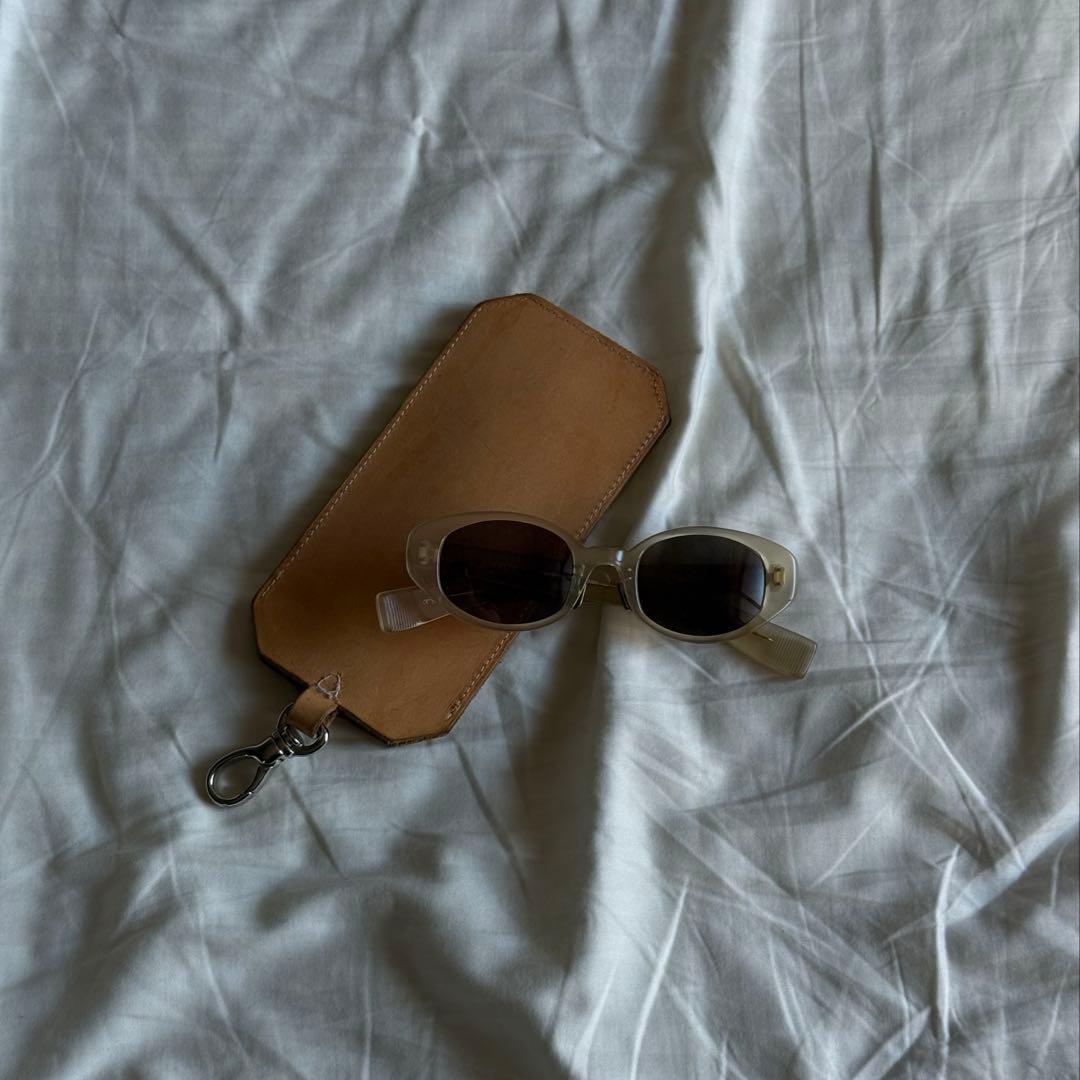 AURALEE x EYEVAN oval eyewear baige