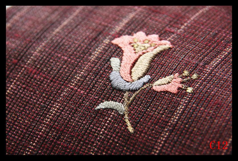 C12厳選西陣 紬 繊細な刺繍美 草花文様 蘇芳地太鼓柄 高級純金糸