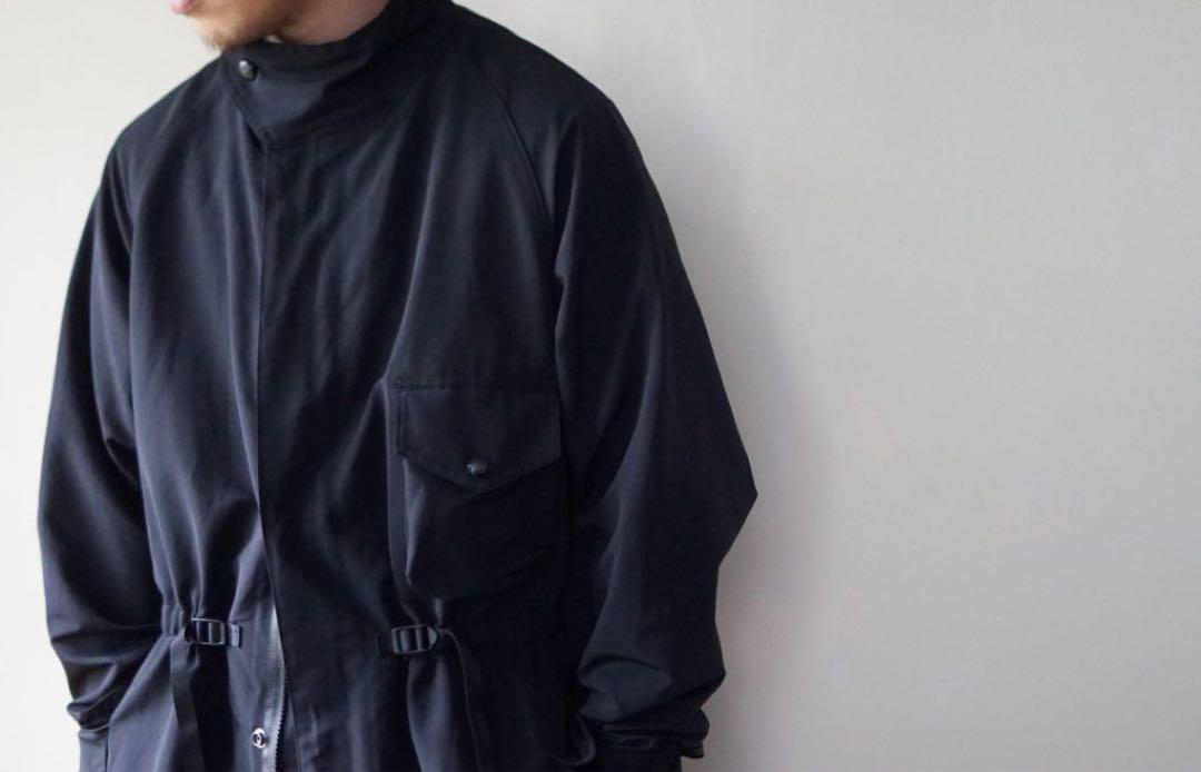 EXPLOIRING COAT