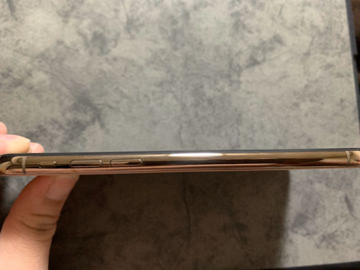 iPhoneXS GOLD 64GB i2ZWL-m64777506482 超歓迎新品