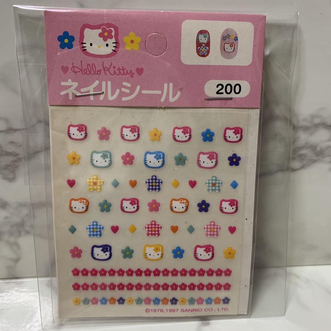 Sanrio カオハナキティ　千鳥柄　ハローキティ ネイルシール
