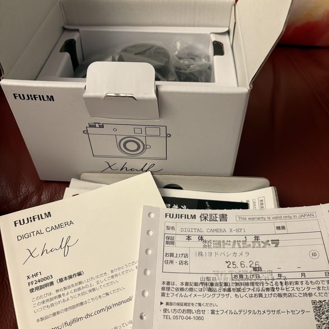 FUJIFILM X Half X-HF1 コンパクト デジタルカメラ シルバー