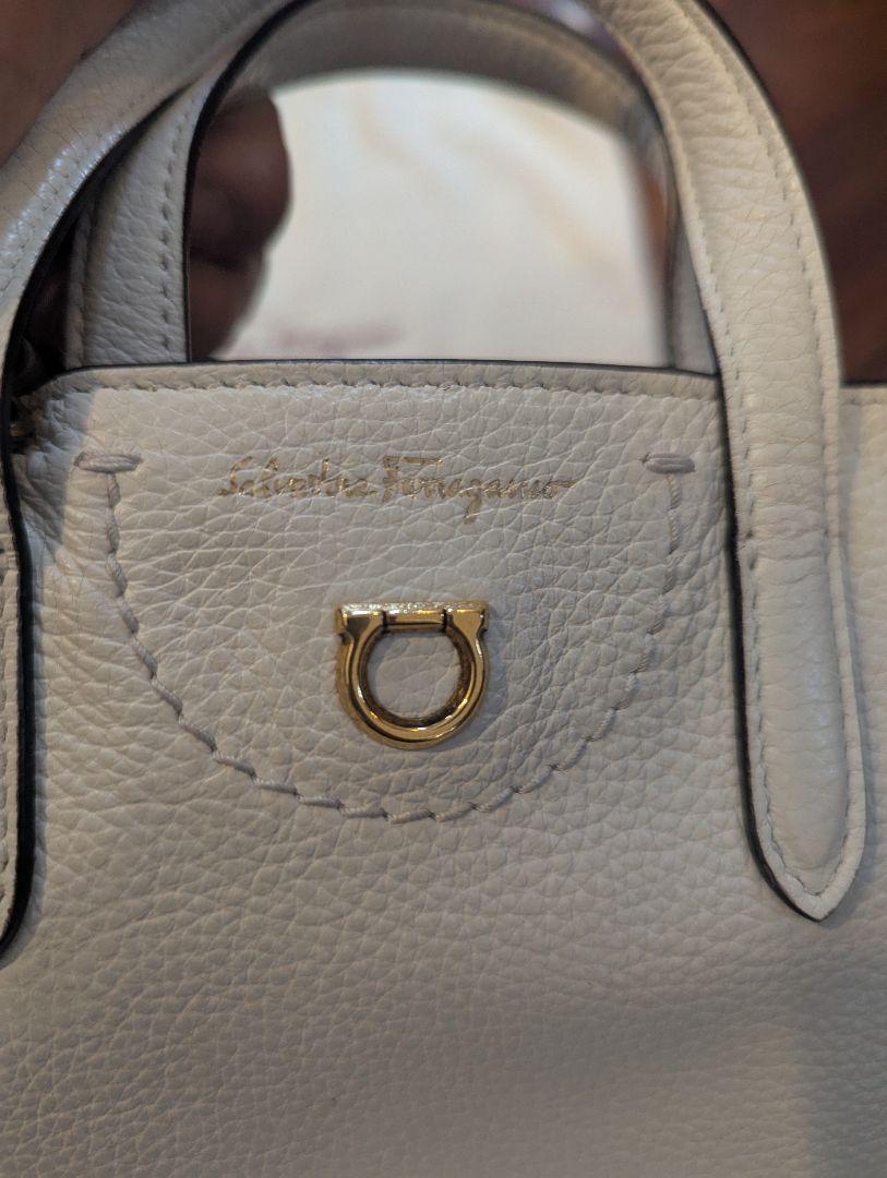 Salvatore Ferragamo ホワイトバッグ