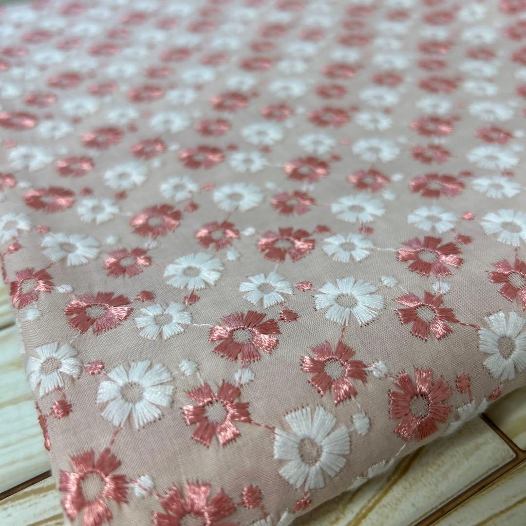 余った生地を出品致します様専用　刺繍生地×3点