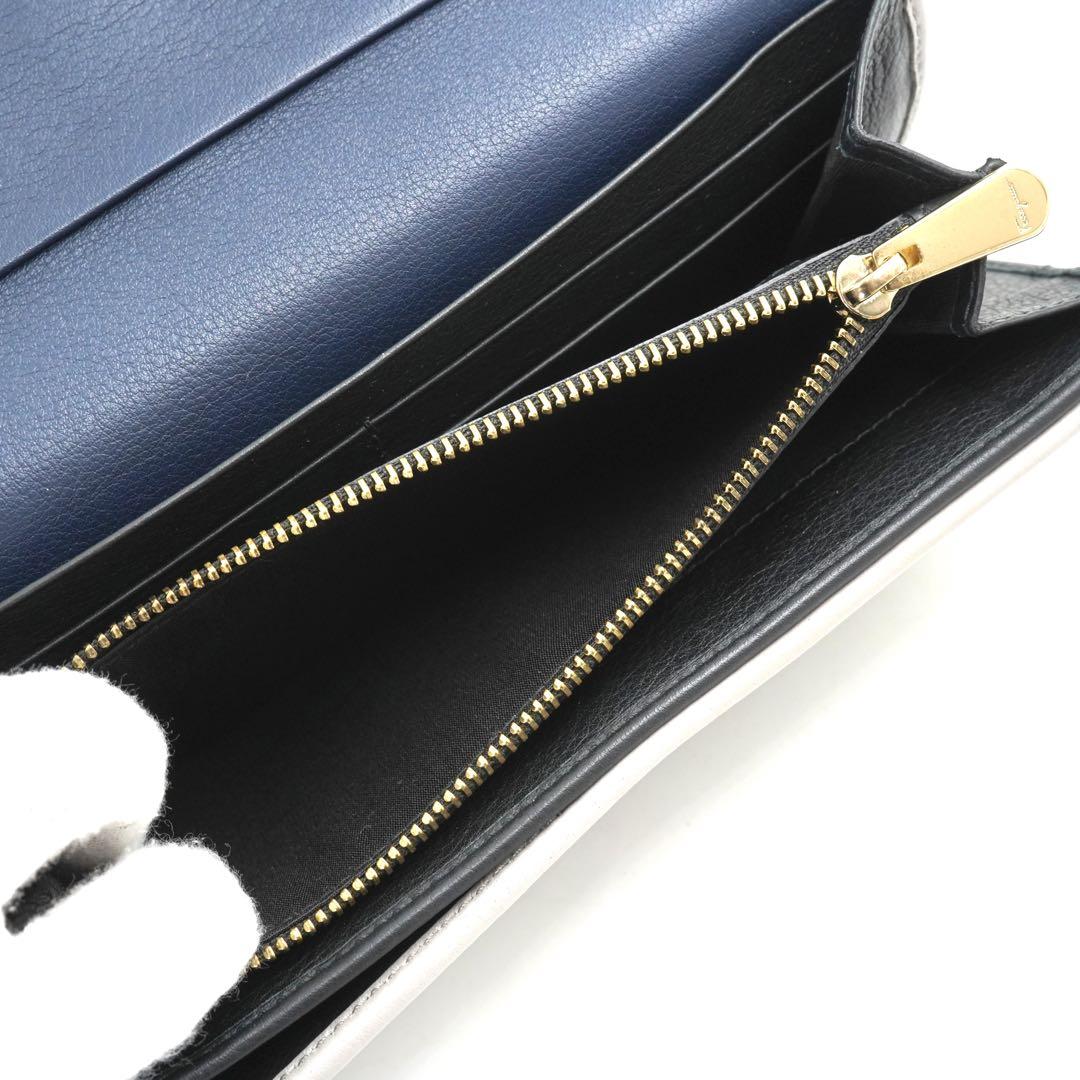 ✨未使用展示品・箱付き✨ Ferragamo 長財布 ガンチーニ バイ