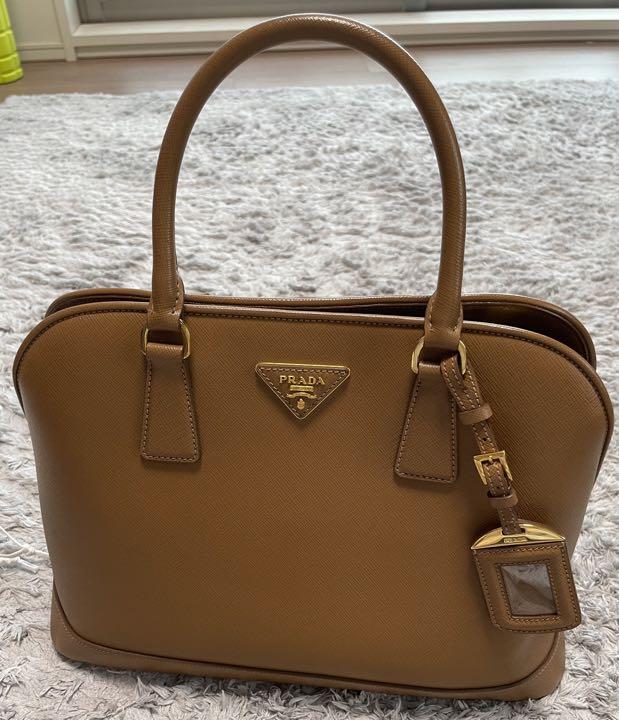 値下げ】美品＊PRADA SAFFIANO LUX CARAMEL