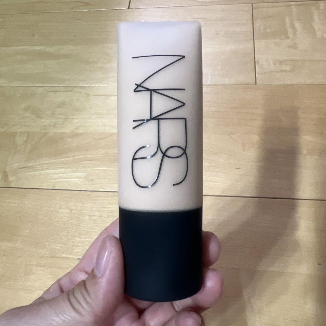 NARS ソフトマットコンプリートファンデーション