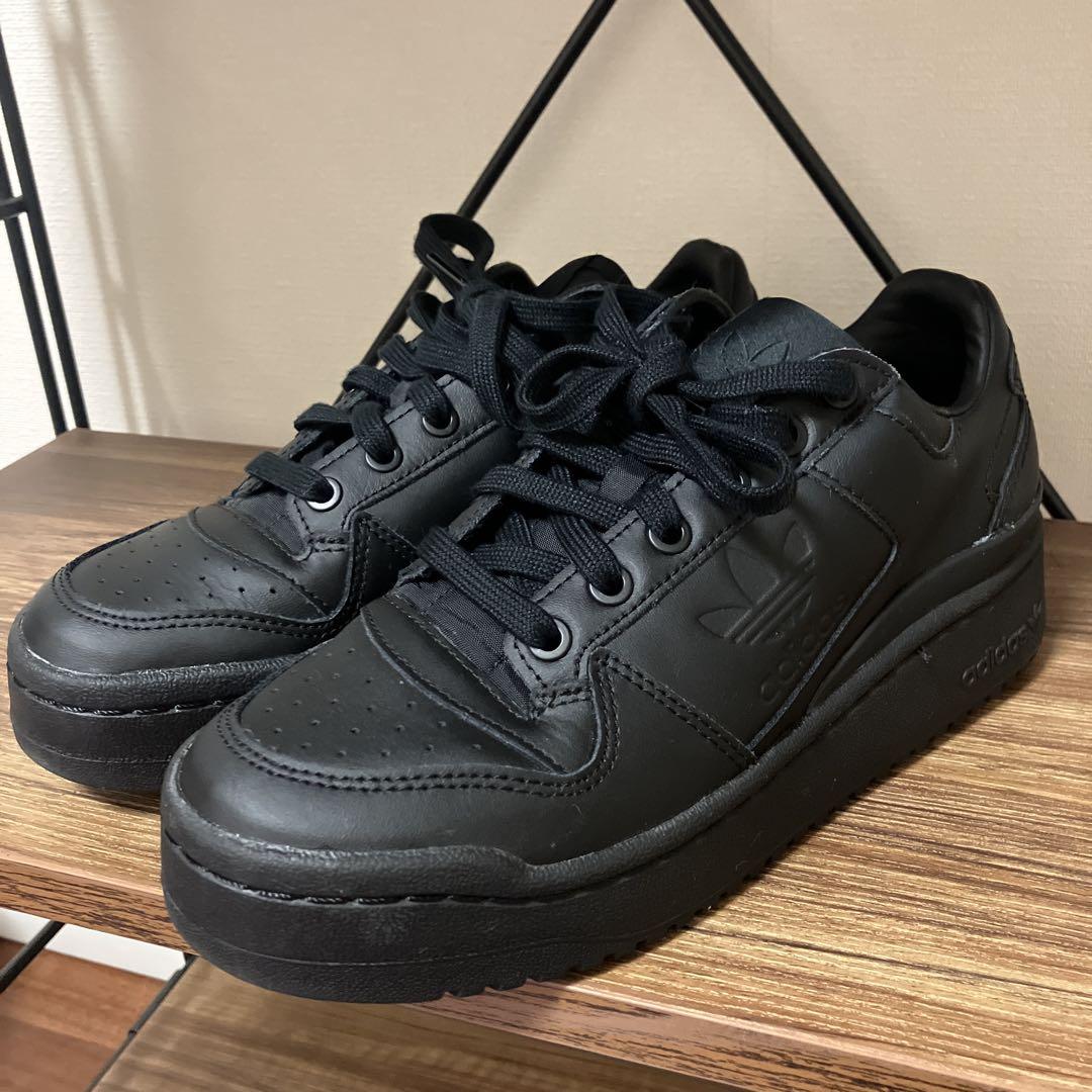 adidas 23センチ