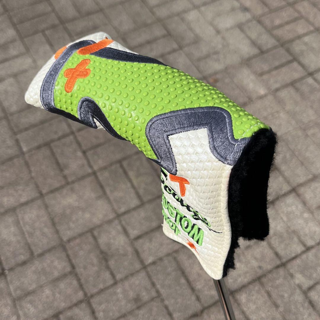 スタジオセレクト ニューポート2.6 美品 カラーカスタム品 ヘッドカバー付き Scotty Cameron - スタジオセレクト ニューポート2.6 極美品