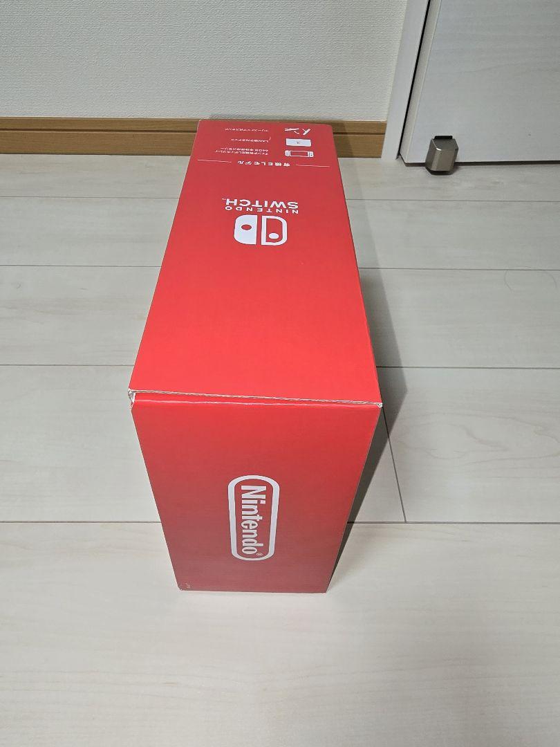 ★任天堂　Switch　有機ELモデル　本体　ホワイト　新品未使用