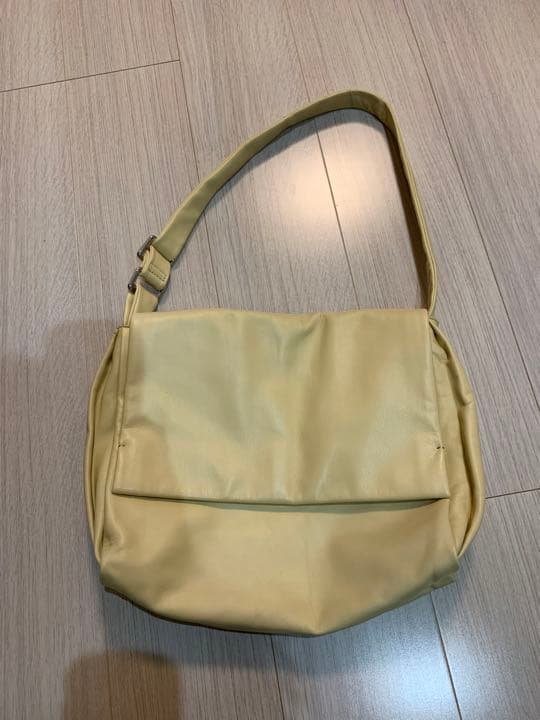 美品 ZARA ソフトリアルレザーバッグ 純正買取 バッグ - オンライン