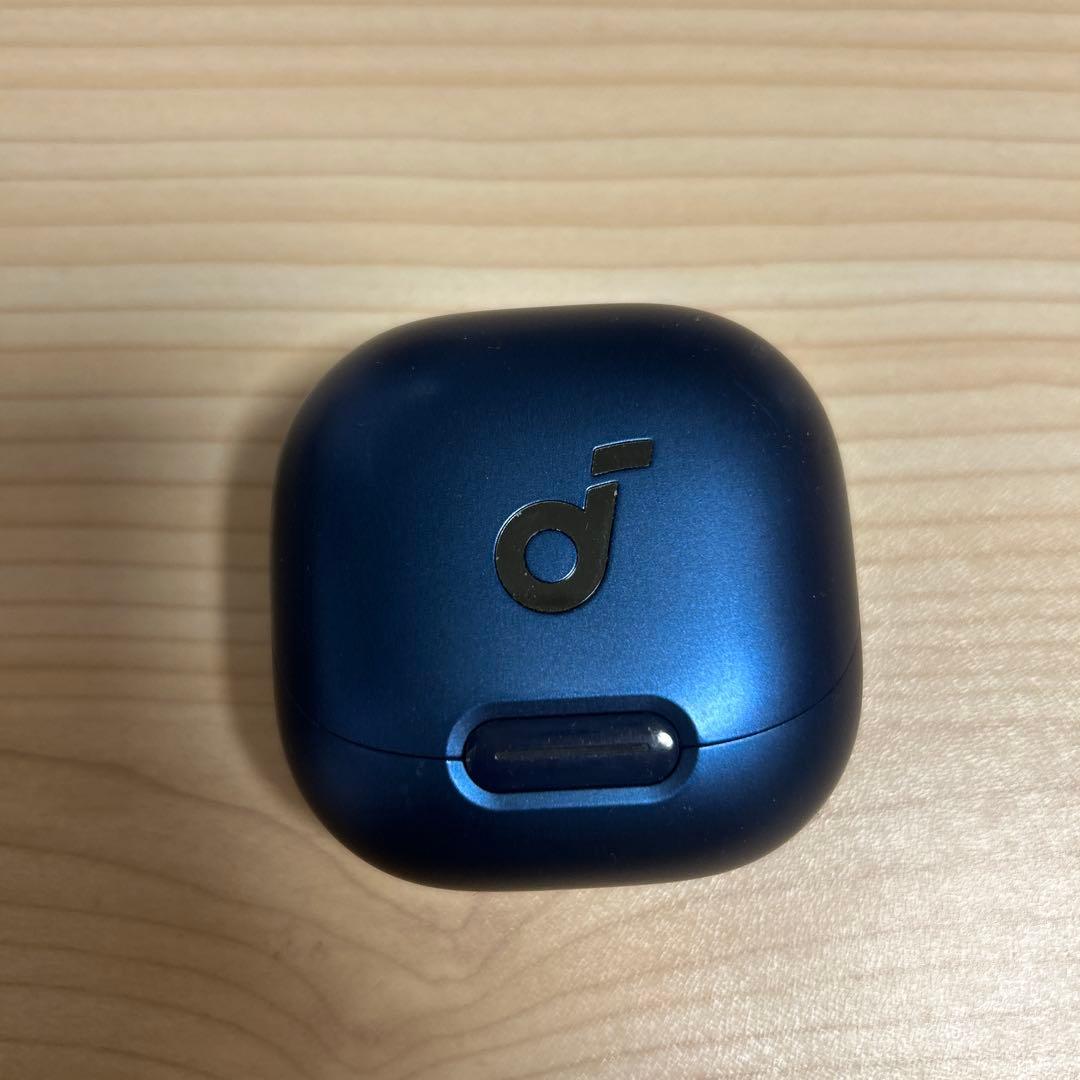 Soundcore Liberty 4 NC 左耳、ケース