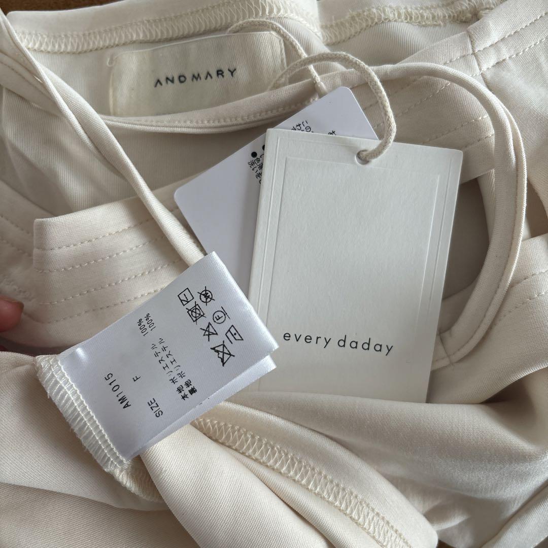 andmary Bebe ribbon tops - メルカリ