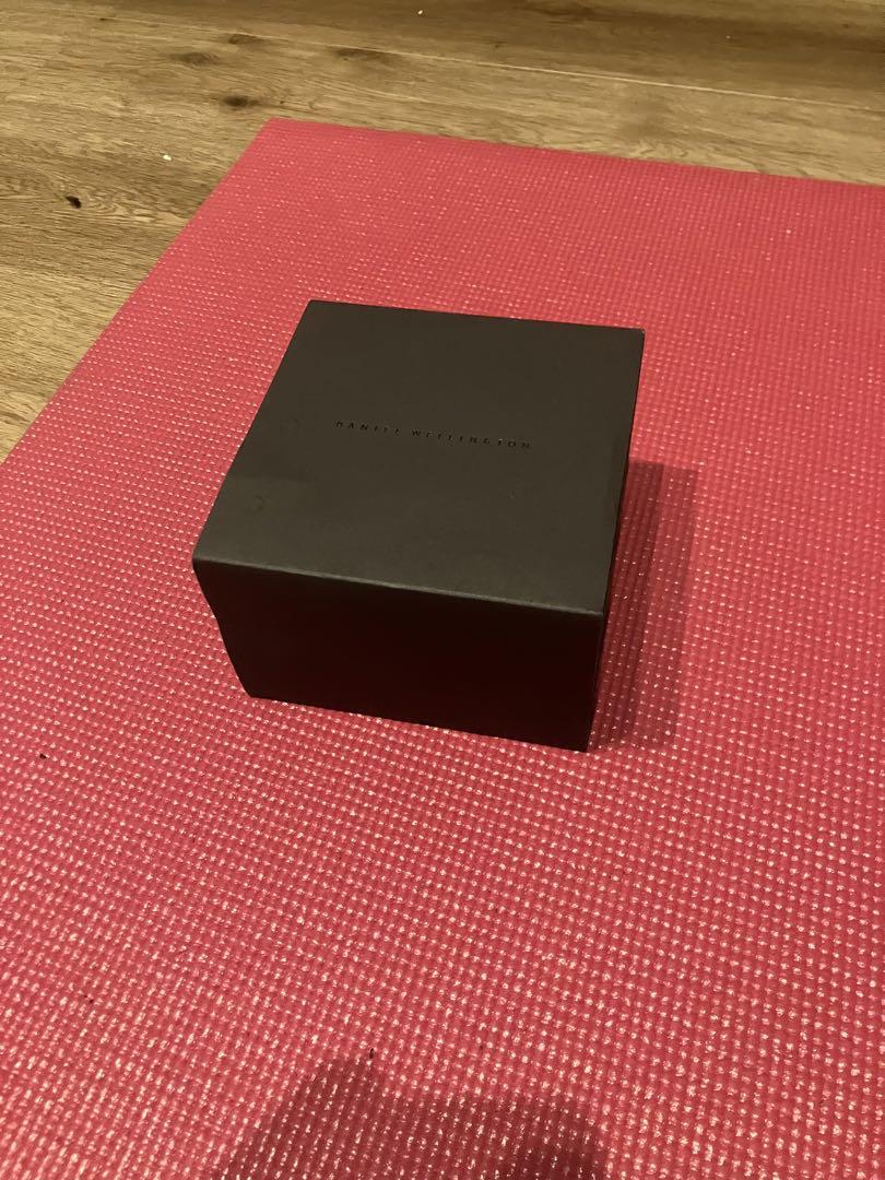 ダニエルウェリントン Apple Watch ケース 40mm用 ブラック