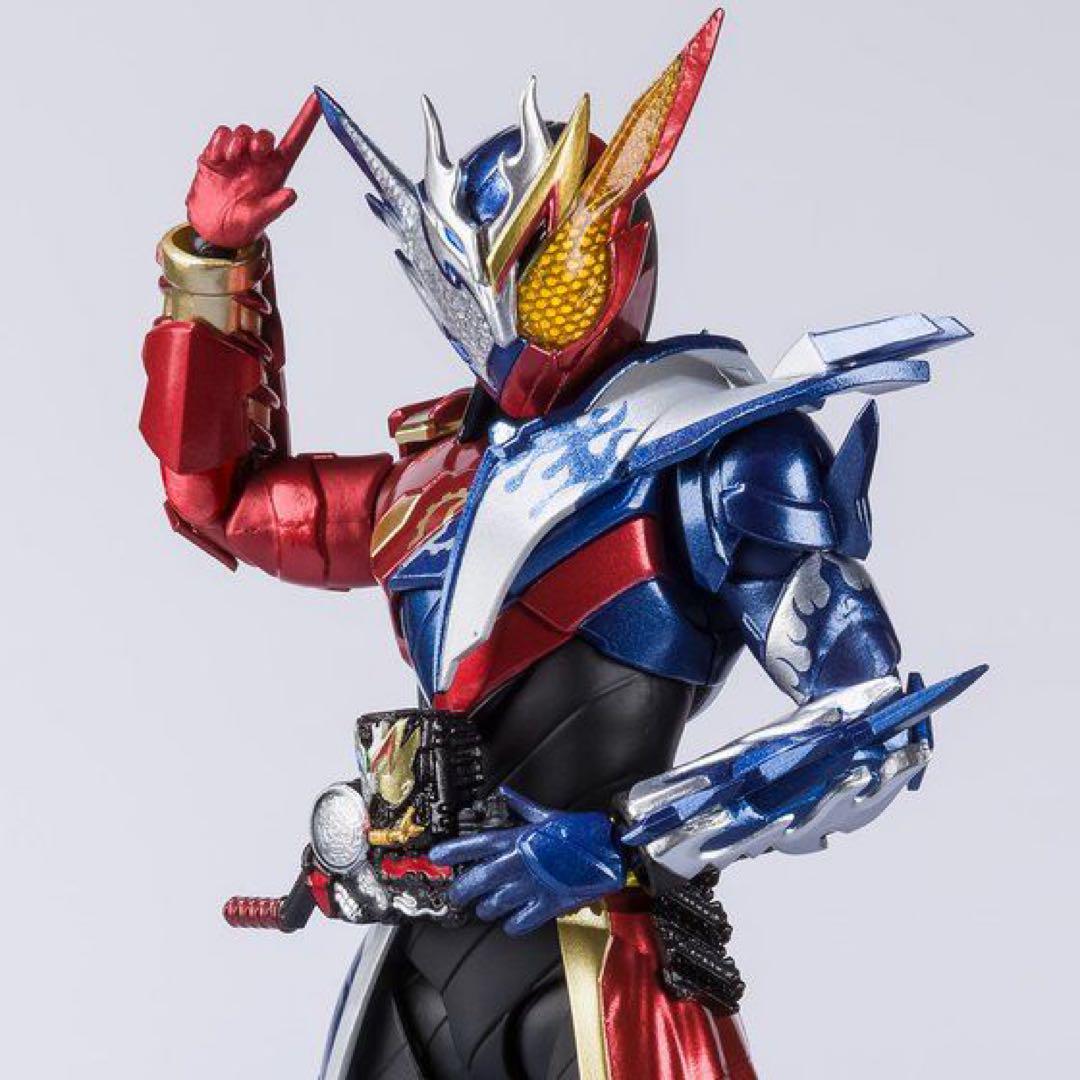 【新品未開封】フィギュアーツ 仮面ライダー ビルド ジーニアス　クローズビルド