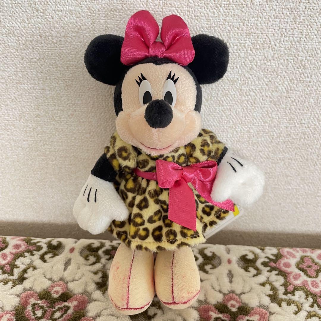 ヒョウ柄 ミニー ぬいぐるみバッジ - メルカリ