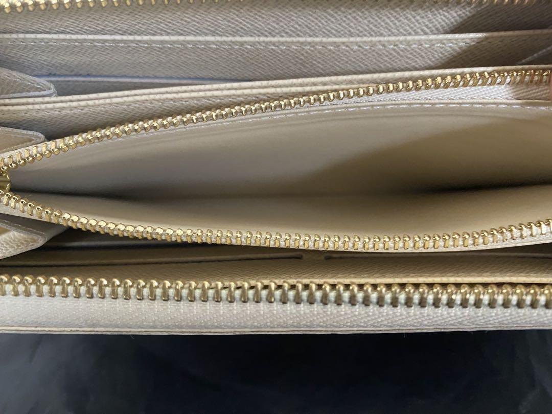 Louis Vuitton ダミエ柄 長財布