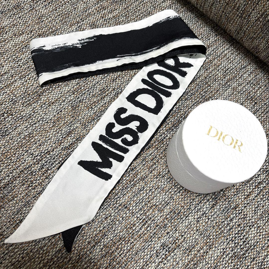 Dior Miss Dior スカーフ　ミッツァ