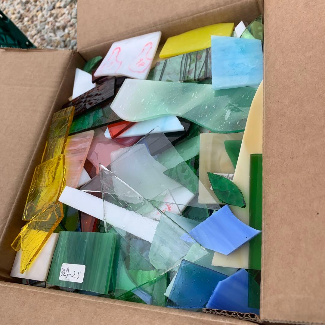 多色ガラス片 ステンドグラス用　7.5キロ分
