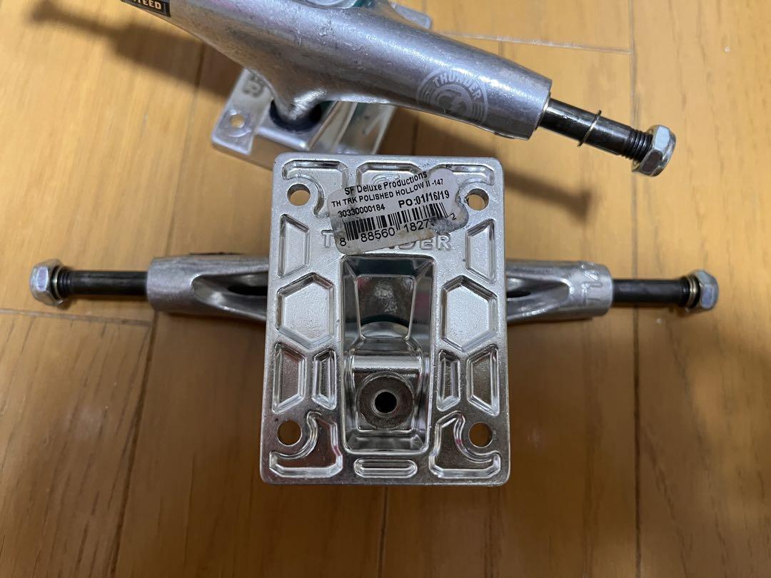 サンダートラック 147THUNDER LIGHTS スケートボード　スケボー