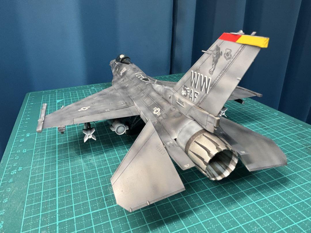 戦闘機　プラモデル完成品　タミヤ　1/48 F-16CJ Amazon | タミヤ(TAMIYA) 1/48 傑作機シリーズ No.98 アメリカ