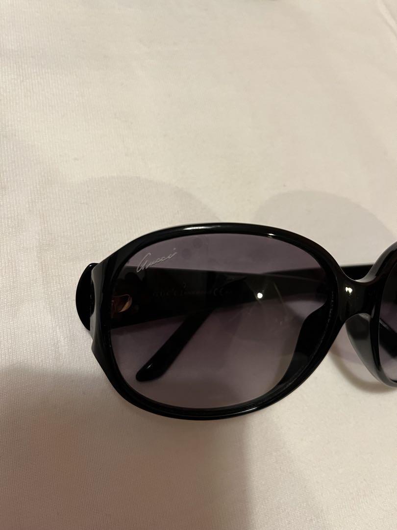 GUCCI ブラック サングラス ケース付き