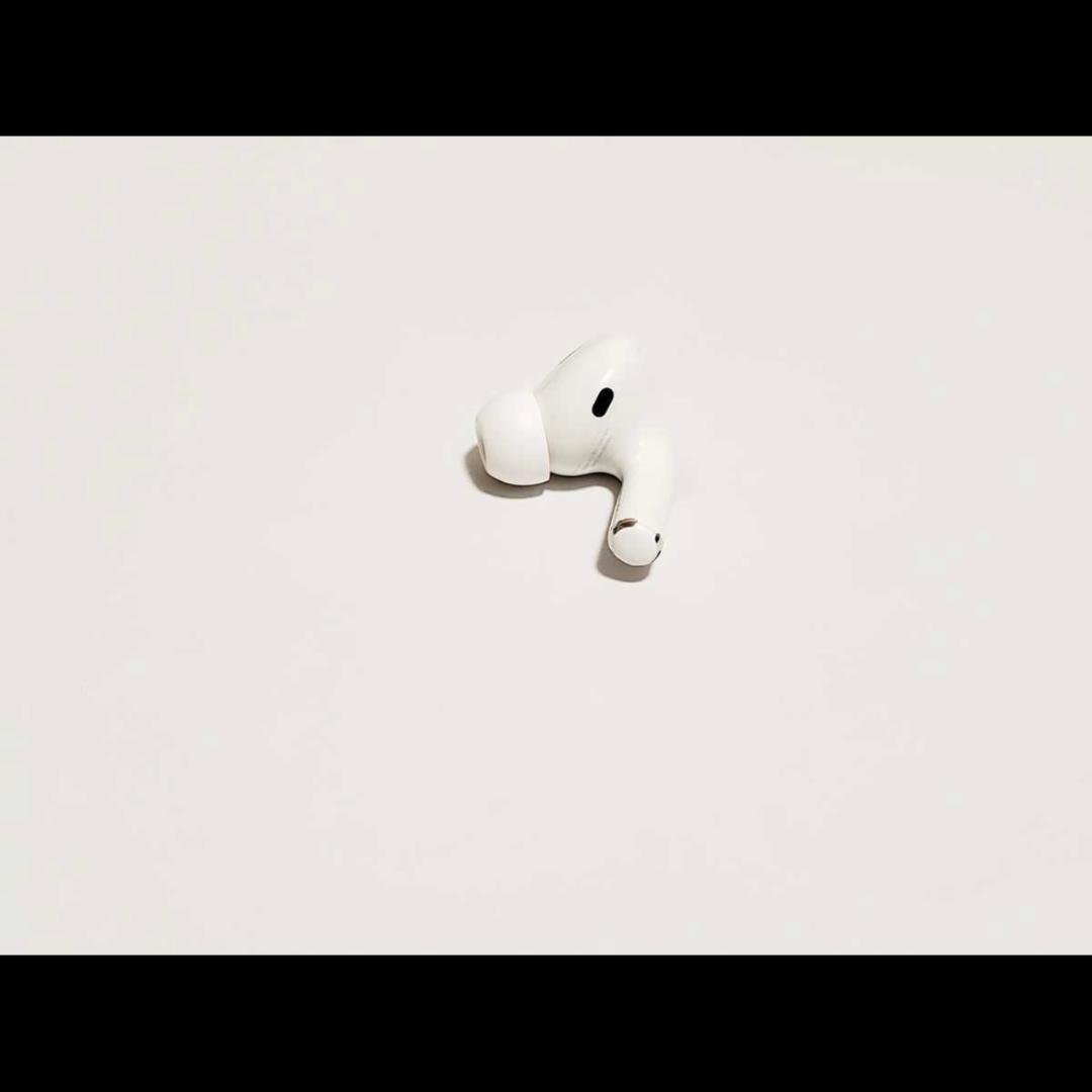 AirPods Pro MWP22J/A イヤホン 右耳 のみ 片耳 A2083