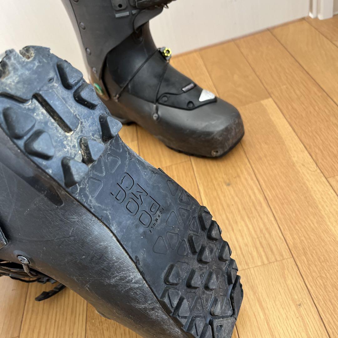 dynafit カーボン　超軽量スキーブーツ